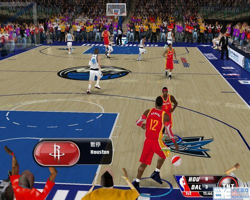 成为篮球巨星：《NBA Live 08》秘籍攻略